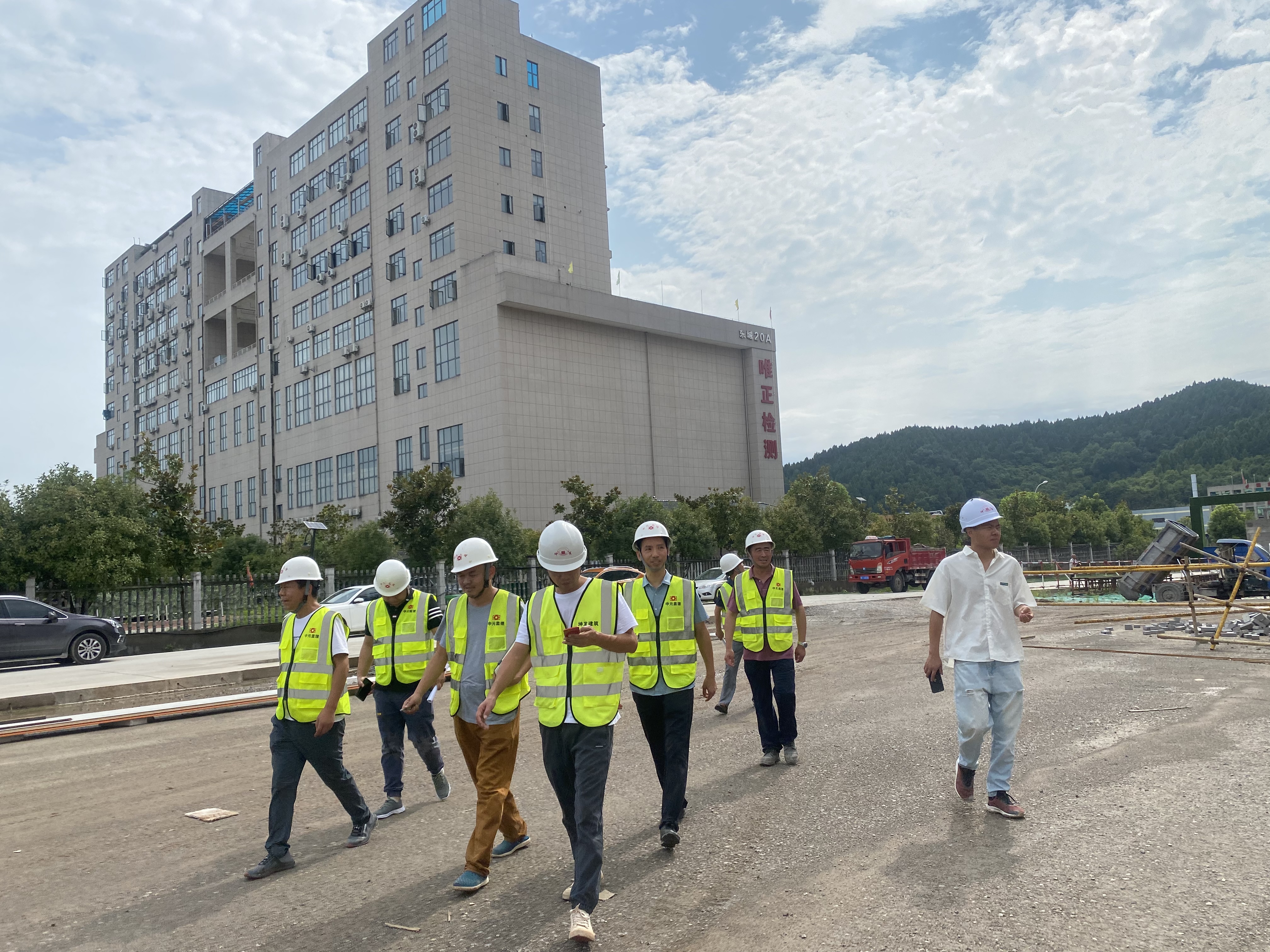 1658977642434030047.jpg 1.jpg